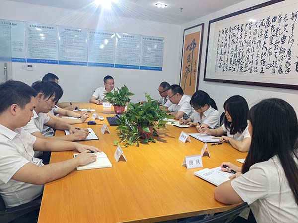 長沙華益物流有限責(zé)任公司,長沙貨物運輸服務(wù),大件貨物物流,代理運輸業(yè)務(wù)